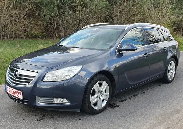 opel insignia warta Opel Insignia cena 21900 przebieg: 171000, rok produkcji 2011 z Warta